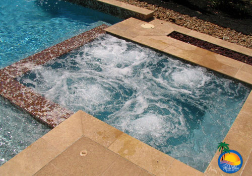 custom features by aqua blue custom pools