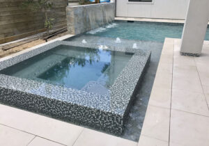 custom features by aqua blue custom pools